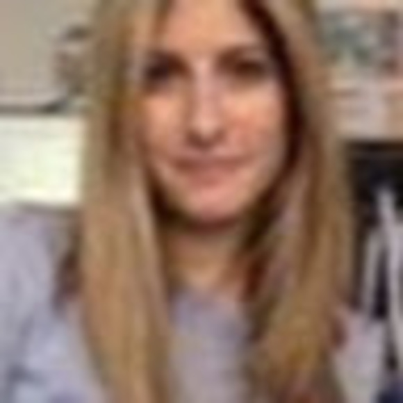 Meet your Posher, Melissa - Picture 1 of 1